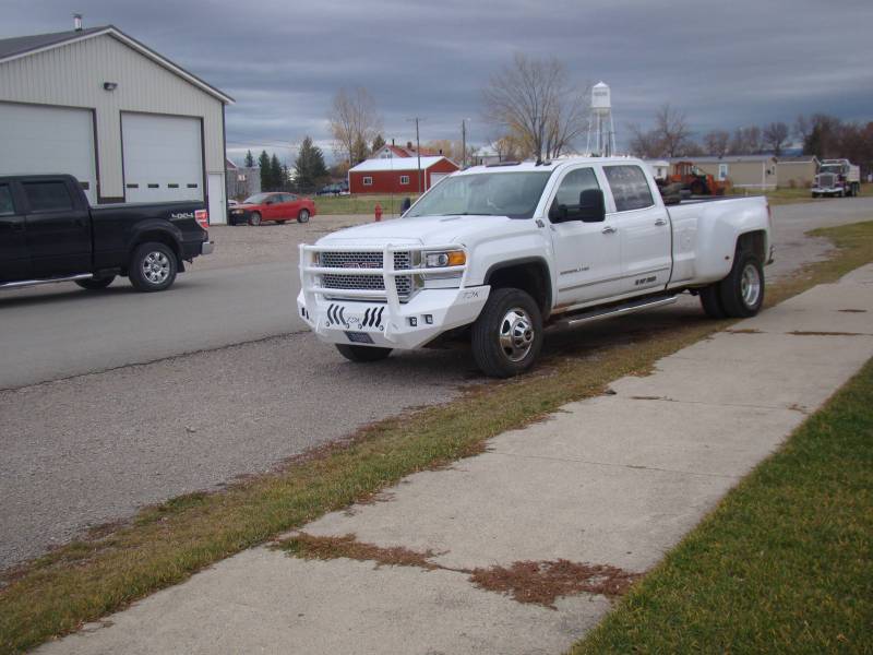 Standard Steel Bumper w/ Grille Guard For 20152018 GMC 2500/3500